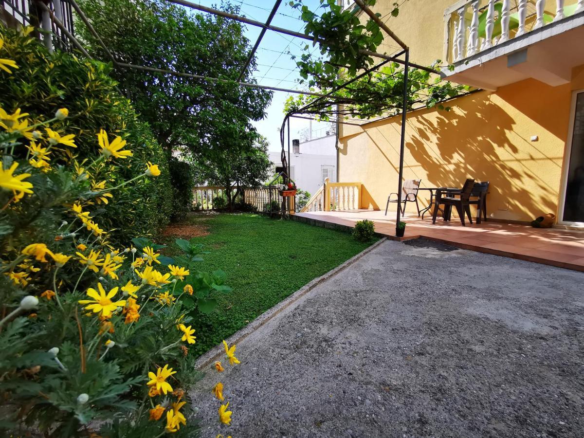 Apartments Vila Andja Sveti Stefan Zewnętrze zdjęcie