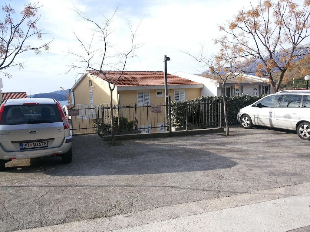 Apartments Vila Andja Sveti Stefan Zewnętrze zdjęcie